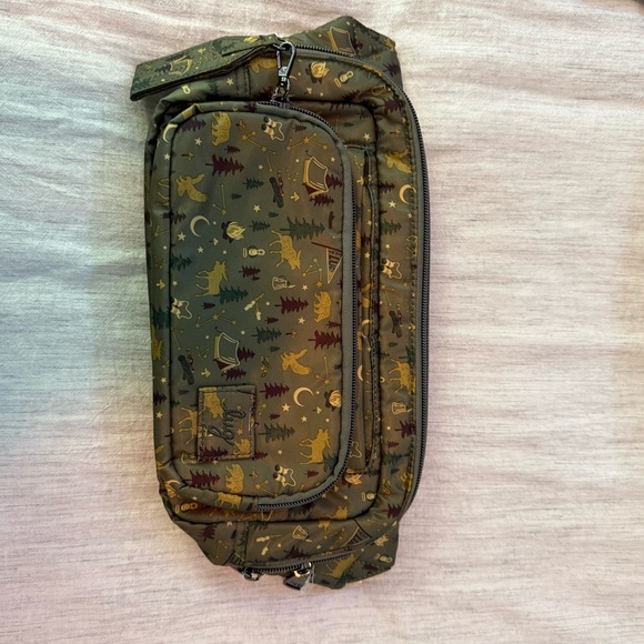 lug Handbags - NEW Hitch Belt Bag